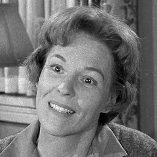 Claudia Bryar