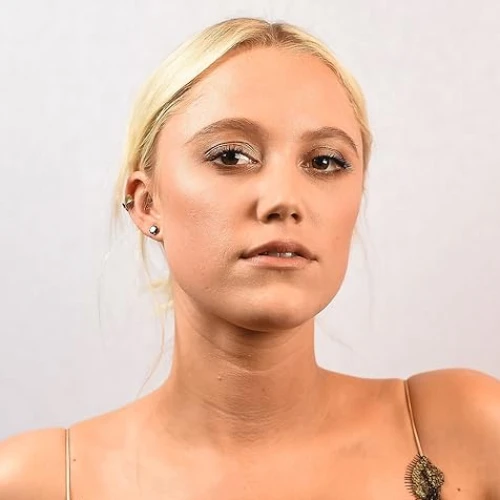Maika Monroe