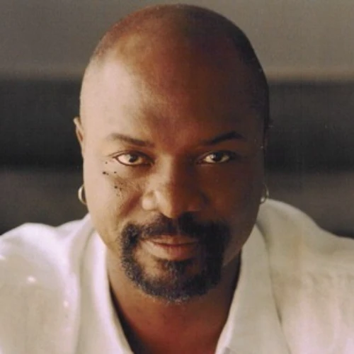 Robert Wisdom