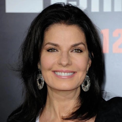 Sela Ward