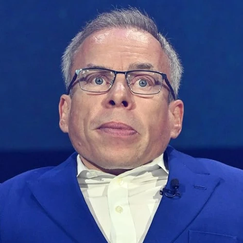 Warwick Davis